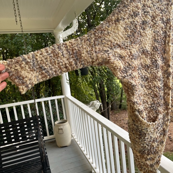 Boucle boutique cardigan sweater with pockets size small/medium - Picture 2 of 5